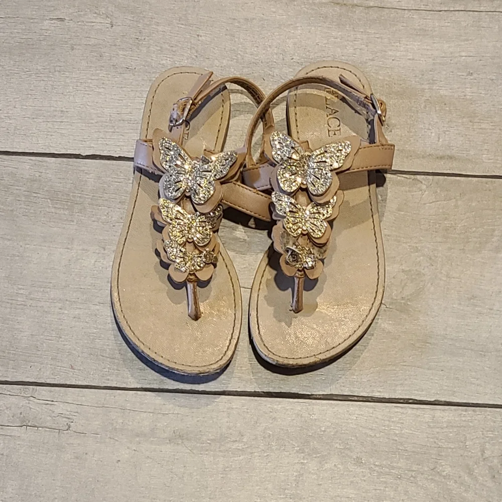 🍦 Children's place Butterfly sandals🍉